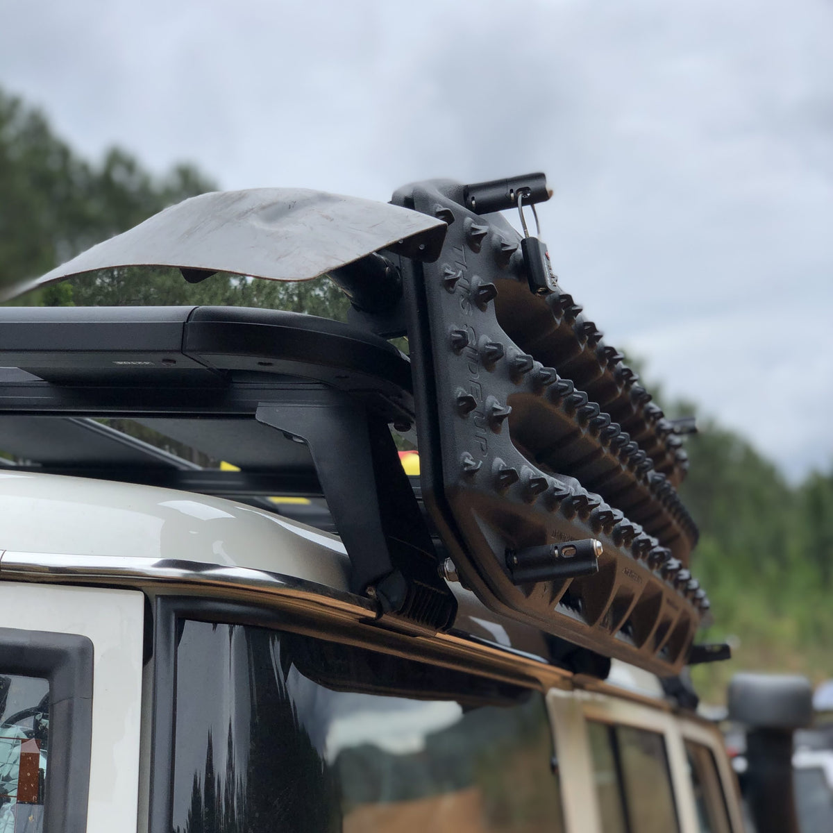 Guest Blog - Peter from 4WD Adventurer - Maxtrax Angled Mounting Bracket